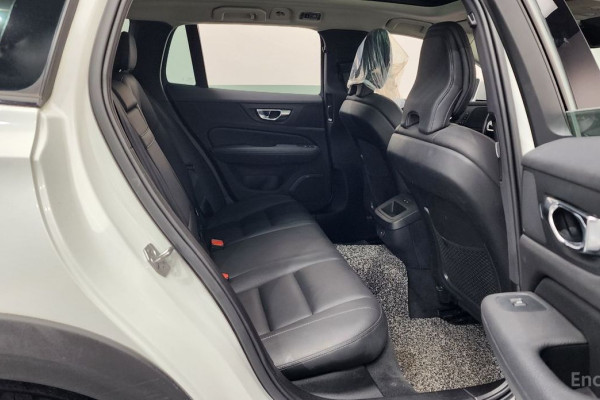 2021 Volvo V60 Cross Country с пробегом 60 358 км