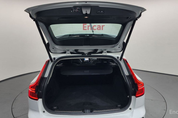 2021 Volvo V60 Cross Country с пробегом 60 358 км