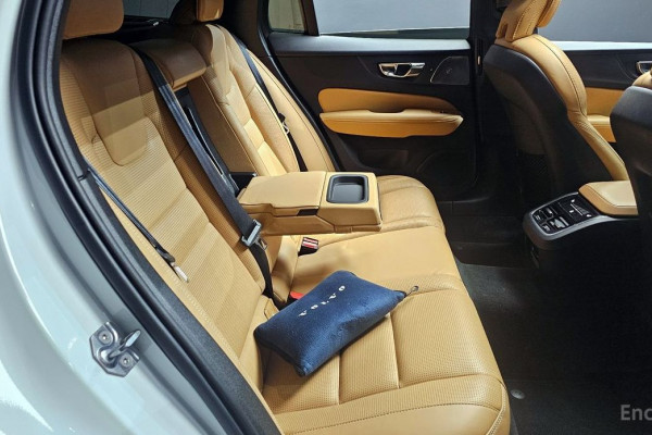 2019 Volvo V60 Cross Country с пробегом 38 332 км