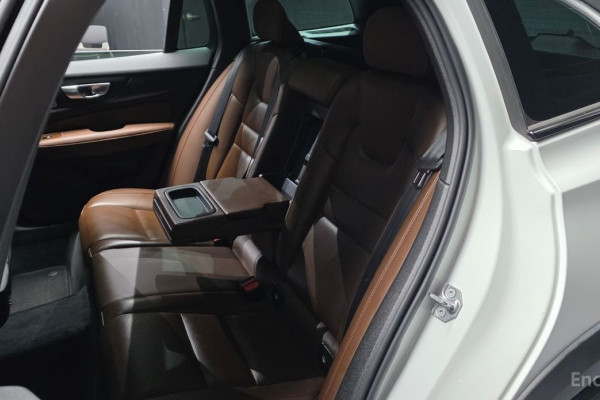 2021 Volvo V60 Cross Country с пробегом 73 049 км