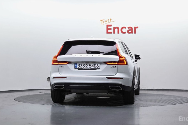 2020 Volvo V60 Cross Country с пробегом 42 894 км