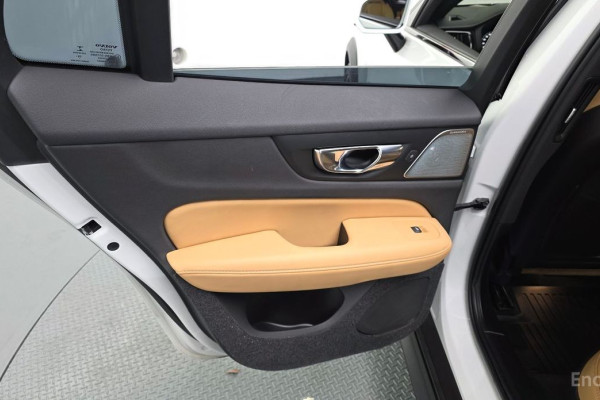 2020 Volvo V60 Cross Country с пробегом 42 894 км