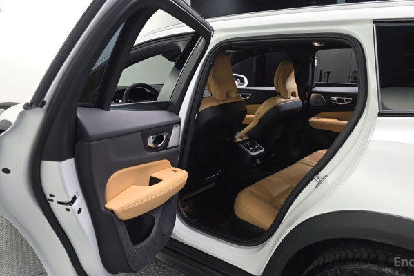 2020 Volvo V60 Cross Country с пробегом 42 894 км