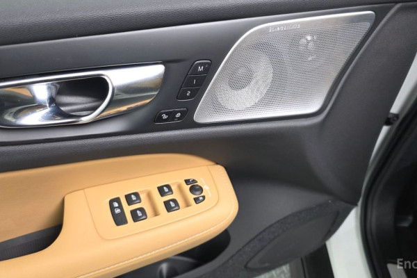 2020 Volvo V60 Cross Country с пробегом 42 894 км