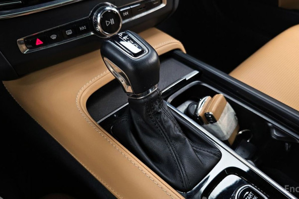 2020 Volvo V90 Cross Country с пробегом 118 536 км