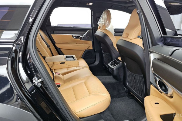 2020 Volvo V90 Cross Country с пробегом 118 536 км