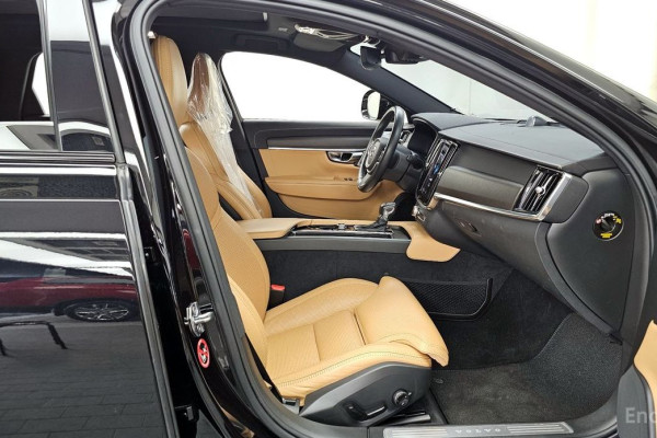 2020 Volvo V90 Cross Country с пробегом 118 536 км