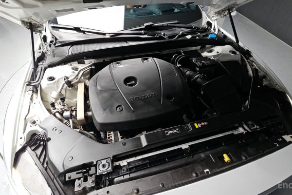 2019 Volvo V60 Cross Country с пробегом 140 485 км