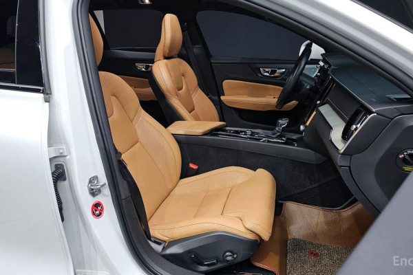 2019 Volvo V60 Cross Country с пробегом 140 485 км