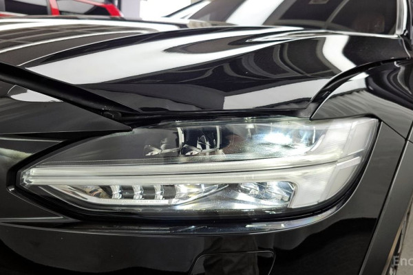 2020 Volvo V90 Cross Country с пробегом 118 536 км