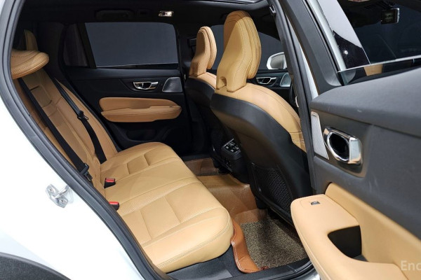 2019 Volvo V60 Cross Country с пробегом 140 485 км