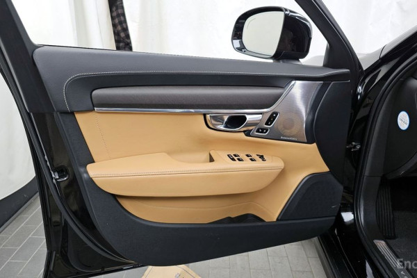 2020 Volvo V90 Cross Country с пробегом 118 536 км