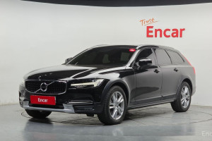 Volvo V90 Cross Country