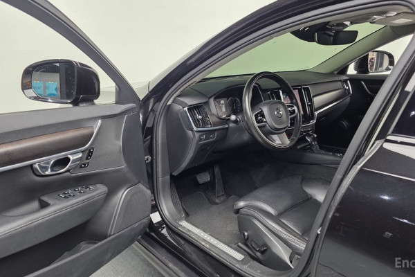 2017 Volvo V90 Cross Country с пробегом 94 045 км