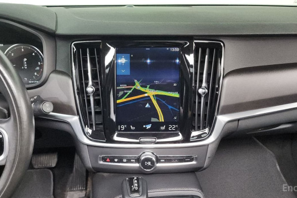 2017 Volvo V90 Cross Country с пробегом 94 045 км