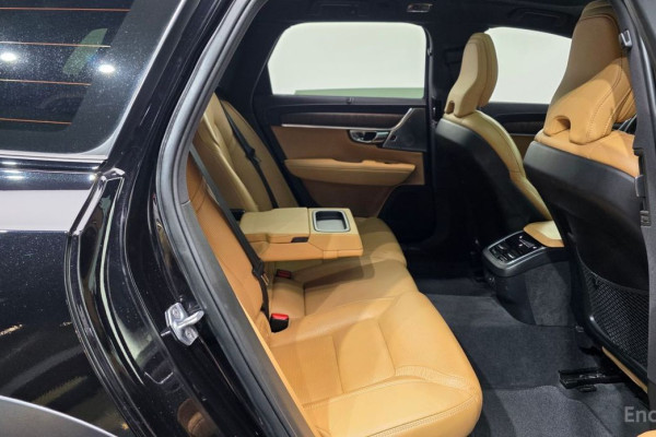 2020 Volvo V90 Cross Country с пробегом 204 946 км