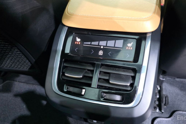 2020 Volvo V90 Cross Country с пробегом 204 946 км