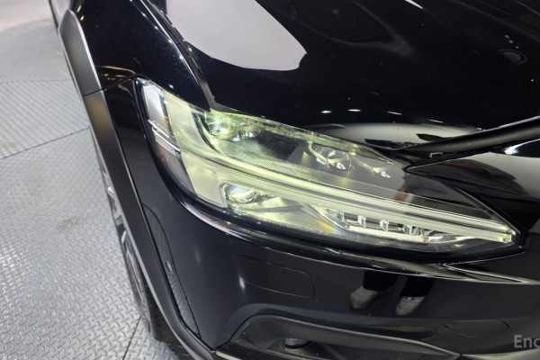 2020 Volvo V90 Cross Country с пробегом 204 946 км