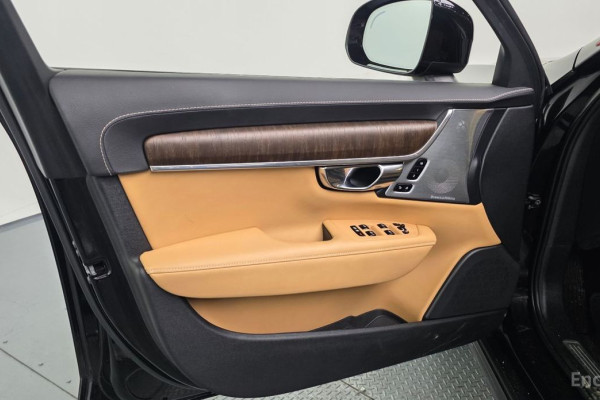 2020 Volvo V90 Cross Country с пробегом 204 946 км