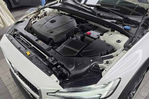 2019 Volvo V60 Cross Country с пробегом 95 892 км