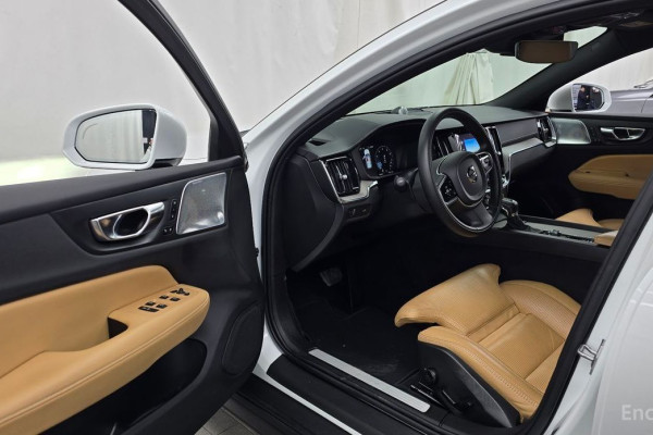 2019 Volvo V60 Cross Country с пробегом 95 892 км