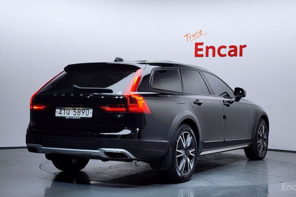 2018 Volvo V90 Cross Country с пробегом 92 527 км