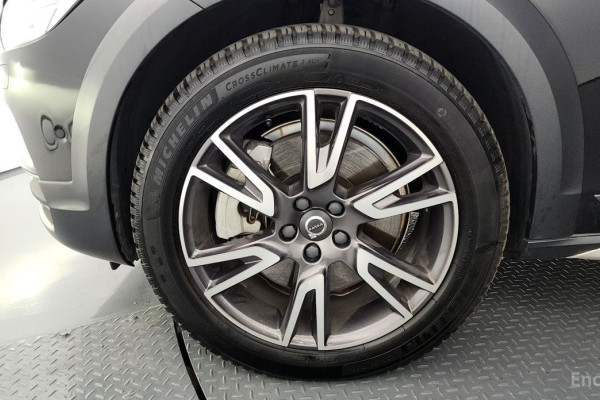 2018 Volvo V90 Cross Country с пробегом 92 527 км