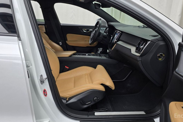 2019 Volvo V60 Cross Country с пробегом 95 892 км