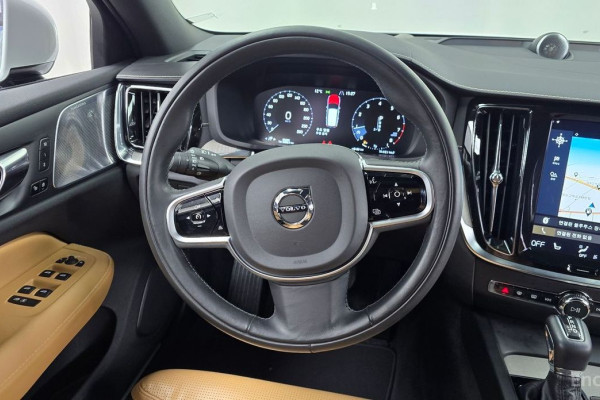 2019 Volvo V60 Cross Country с пробегом 95 892 км