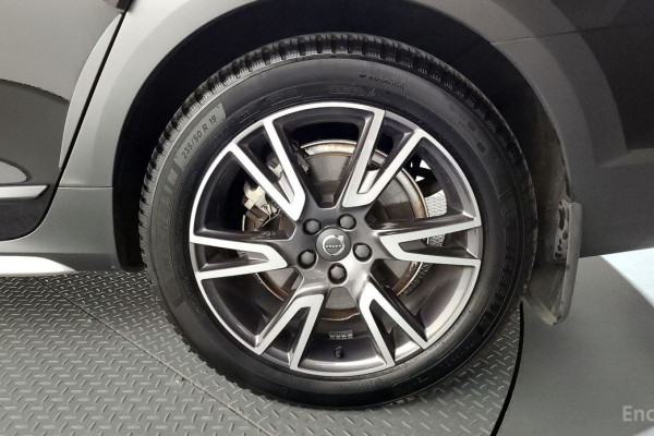 2018 Volvo V90 Cross Country с пробегом 92 527 км
