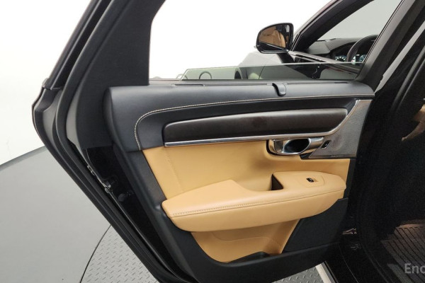 2018 Volvo V90 Cross Country с пробегом 92 527 км