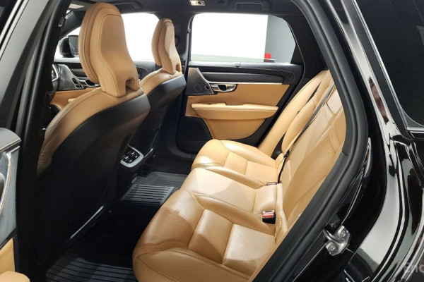 2018 Volvo V90 Cross Country с пробегом 92 527 км