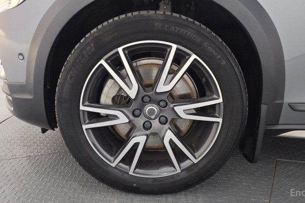 2020 Volvo V90 Cross Country с пробегом 90 449 км