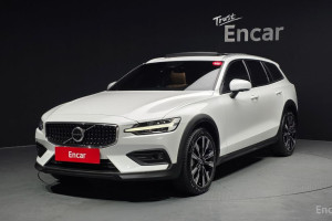 Volvo V60 Cross Country