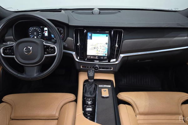 2020 Volvo V90 Cross Country с пробегом 90 449 км