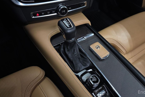 2020 Volvo V90 Cross Country с пробегом 90 449 км