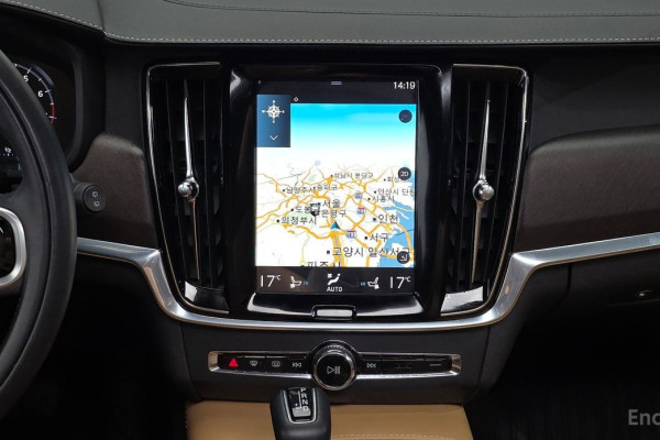 2020 Volvo V90 Cross Country с пробегом 90 449 км