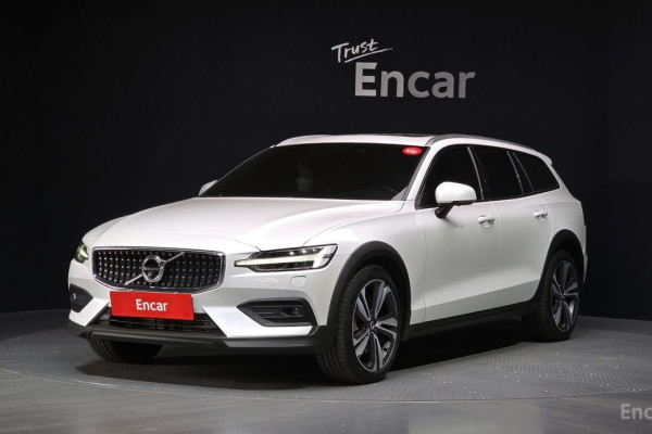 2020 Volvo V60 Cross Country с пробегом 76 176 км