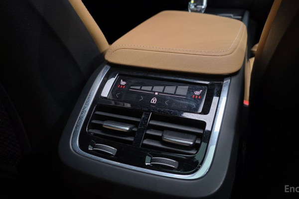 2022 Volvo V60 Cross Country с пробегом 24 621 км