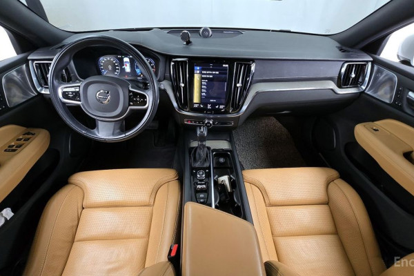 2020 Volvo V60 Cross Country с пробегом 76 176 км