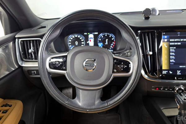 2020 Volvo V60 Cross Country с пробегом 76 176 км