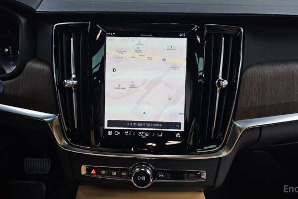 2023 Volvo V90 Cross Country с пробегом 35 171 км