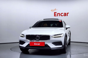 Volvo V60 Cross Country