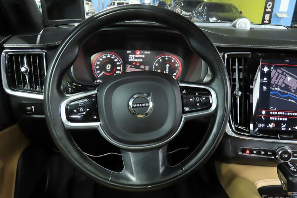 2018 Volvo V90 Cross Country с пробегом 160 449 км