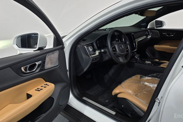 2019 Volvo V60 Cross Country с пробегом 71 308 км