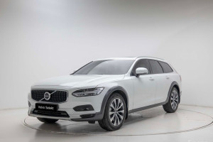 Volvo V90 Cross Country