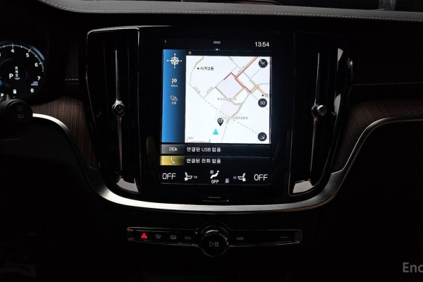 2021 Volvo V60 Cross Country с пробегом 44 282 км