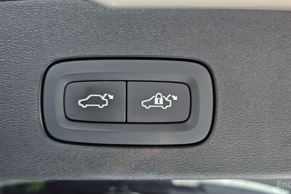 2021 Volvo V60 Cross Country с пробегом 44 282 км