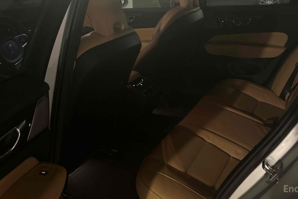 2021 Volvo V60 Cross Country с пробегом 28 574 км