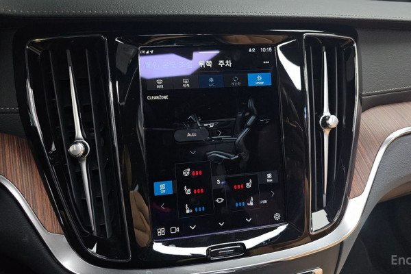 2024 Volvo V60 Cross Country с пробегом 17 498 км